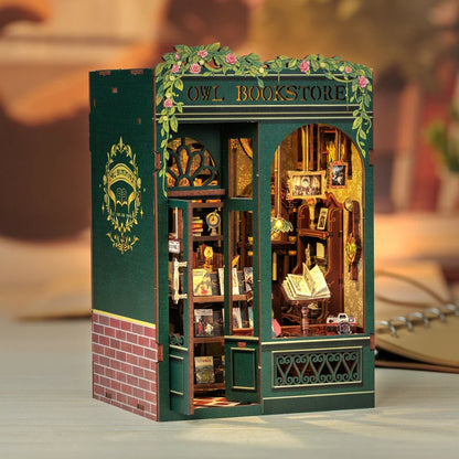 DIY Book Nook Kit with Light – Miniature Wooden Bookshop Insert for Gifts & Decor